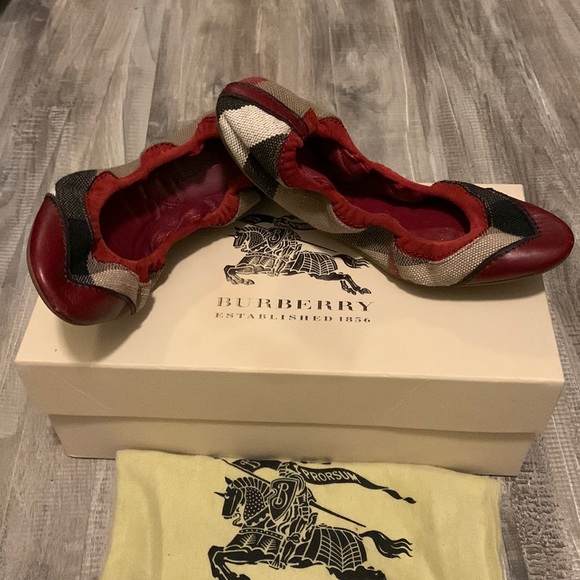 Burberry ballerina shoes 5 - Picture 1 of 3